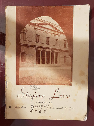 Opuscolo programma teatro - programma,